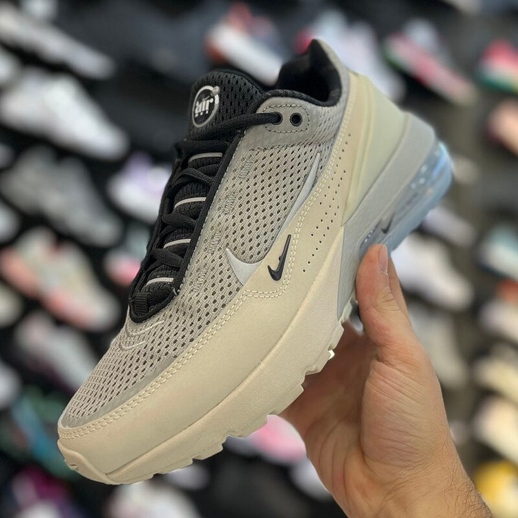 کفش راحتی مردانه نایک ایرمکس 270 Air max کپسول دار فقط 42