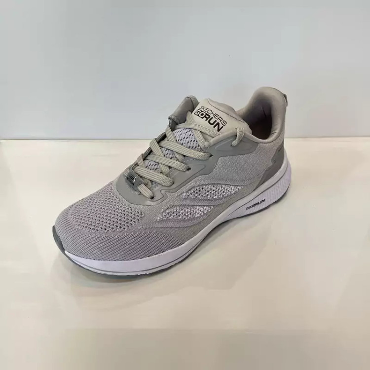 کفش پیاده روی مردانه اسکچرز مدل Go walk با زیره پنبه طوسی