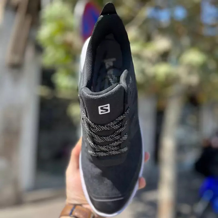 کفش روزمره سالامون مدل OUT pulse GTX ضدآب مشکی زیر سفید