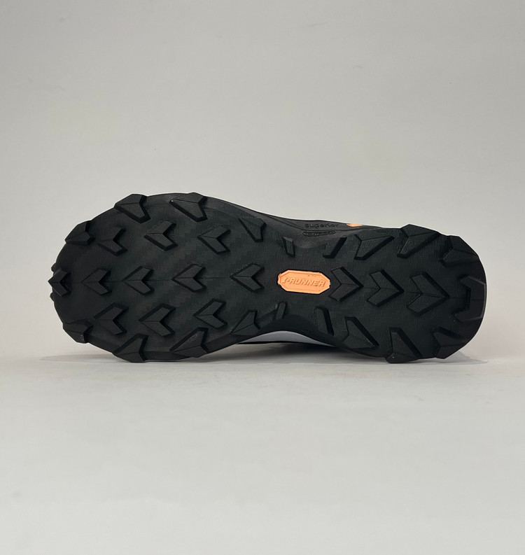 کفش ضدآب آی رانر مشکی زیر سفید I - Runner رویه برزنتی کد Z123