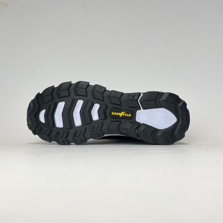 کفش راحتی اسکیچرز مدل مکس پروتکت مشکی سفید کد A170